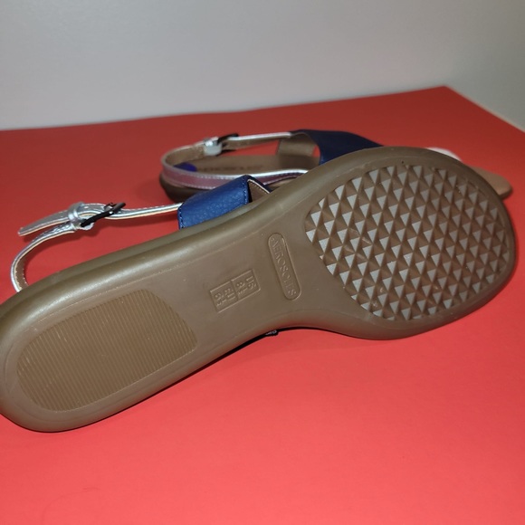 New aerosoles in conclusion open toe flat sandals Sz 8.5 - Picture 6 of 7